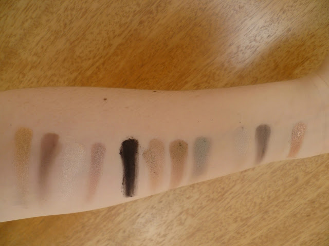 Vivo Dreamy eye palette swatches Vivo Dreamy eye palette swatches