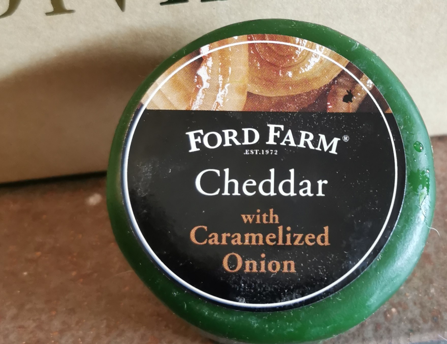 Prestige Hampers Ford Farm Cheddar with Caramelized Onion