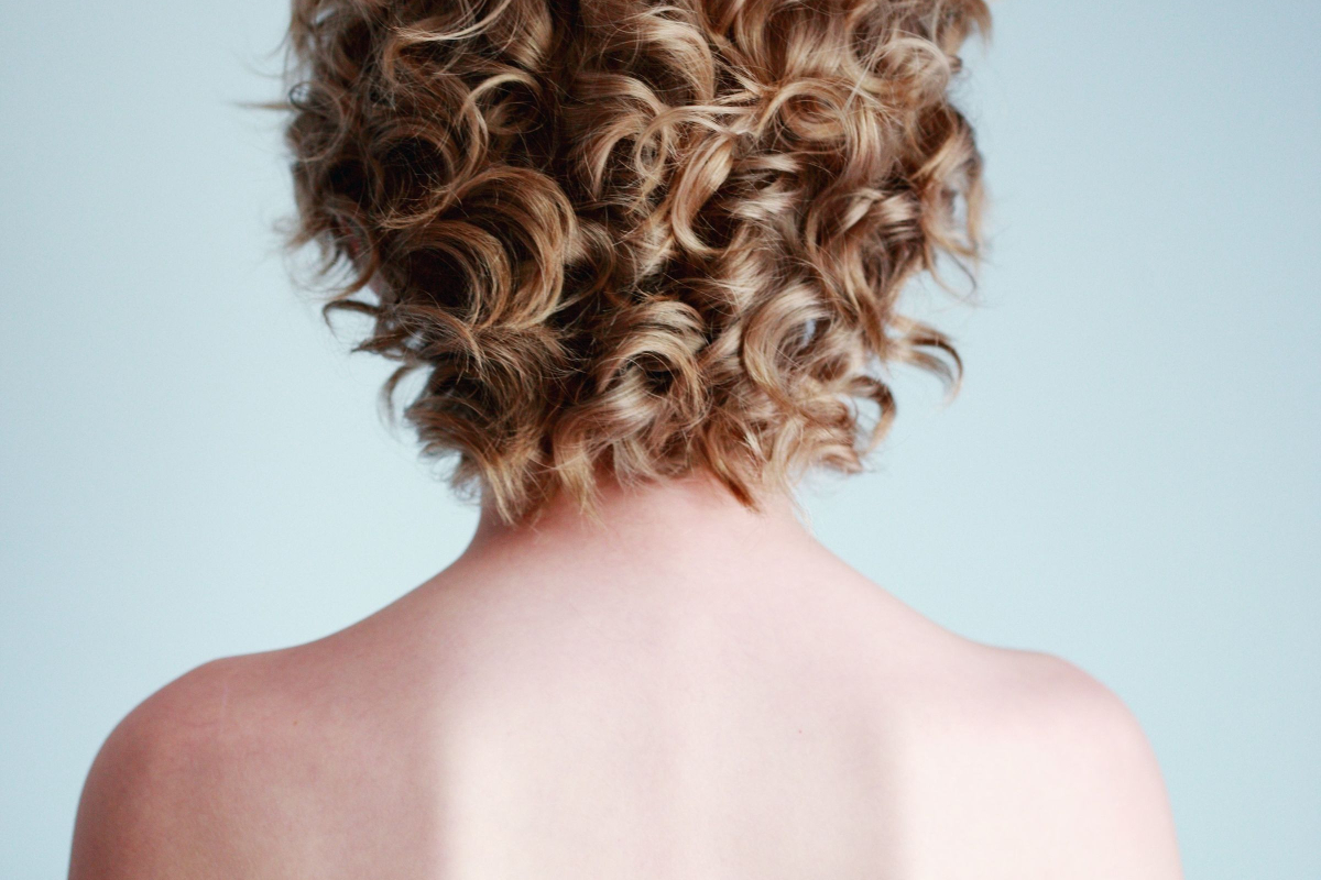 styling curly hair