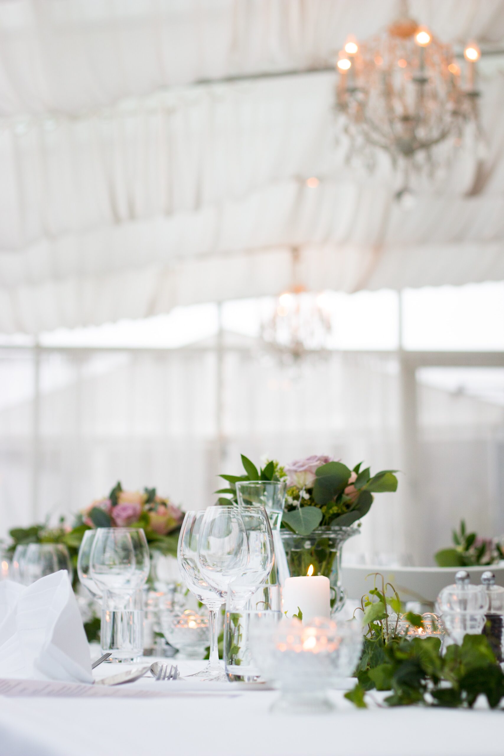 5 Ways To Keep Your Guests Engaged On Your Wedding Day